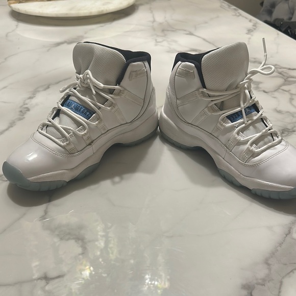 JORDAN 11 Retro Legend blue 12-24-14 release (GS) - Picture 6 of 10
